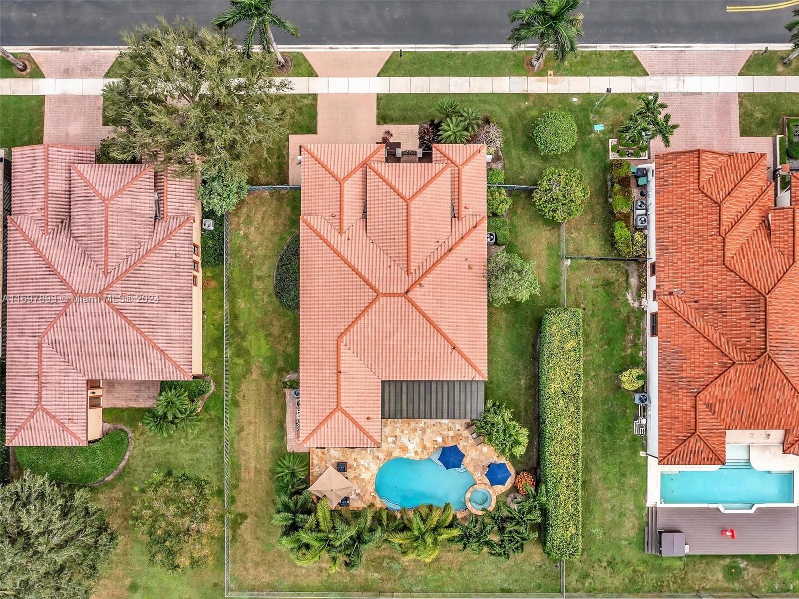 MONTERRA-ESTADA - Residential