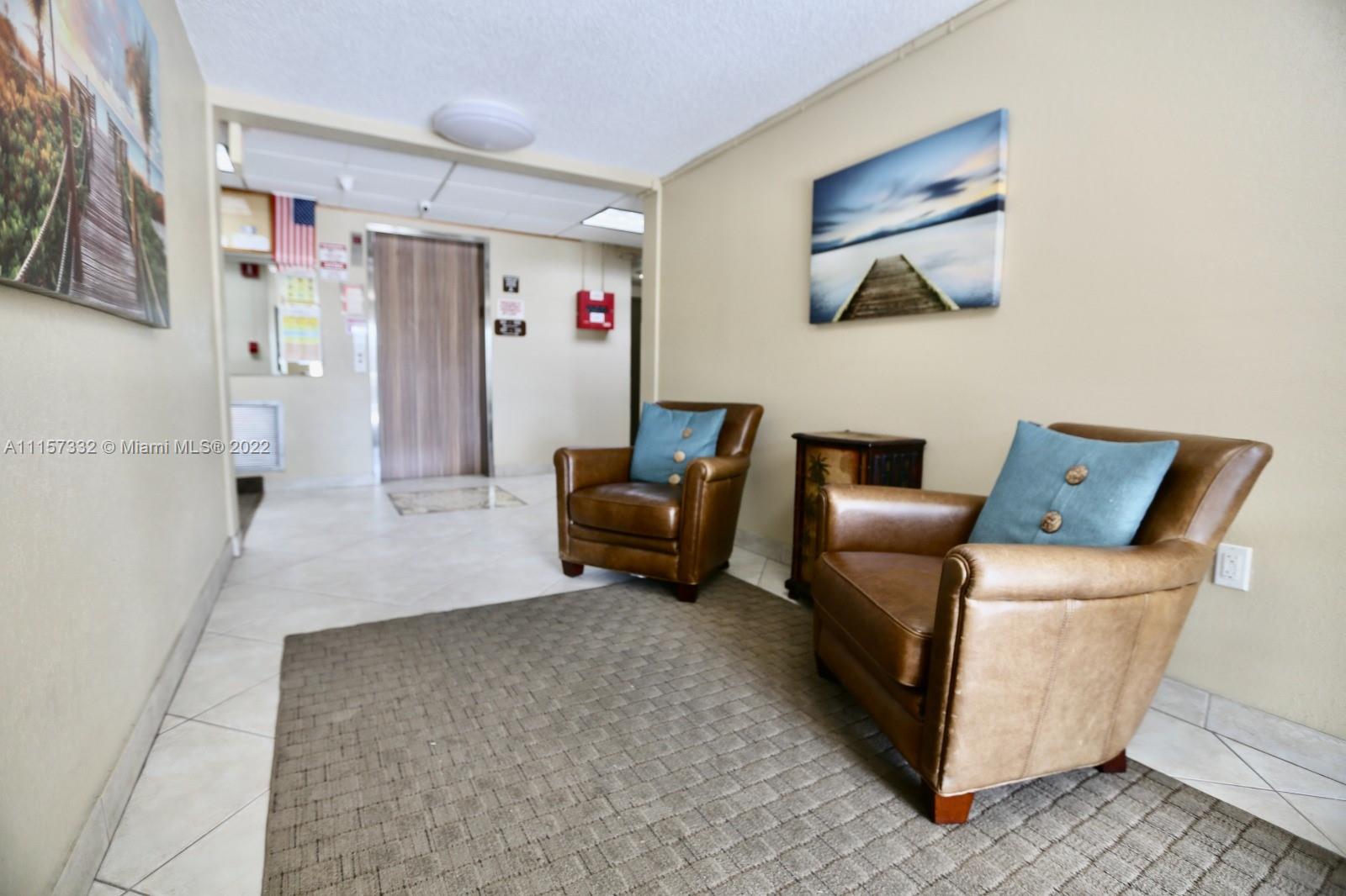 CASA BLANCA CONDO - Residential