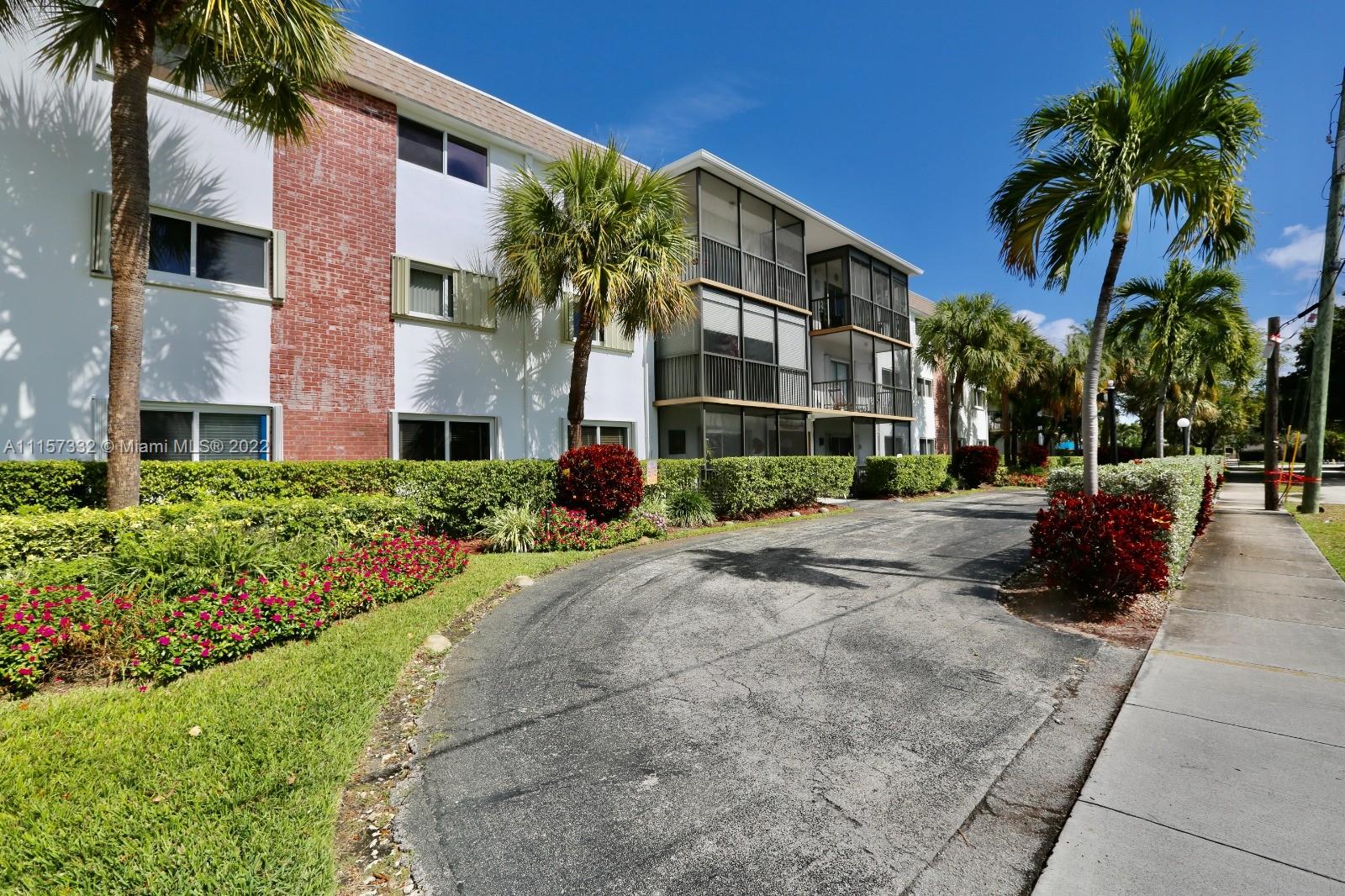 CASA BLANCA CONDO - Residential