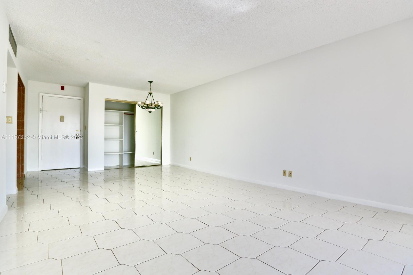 CASA BLANCA CONDO - Residential