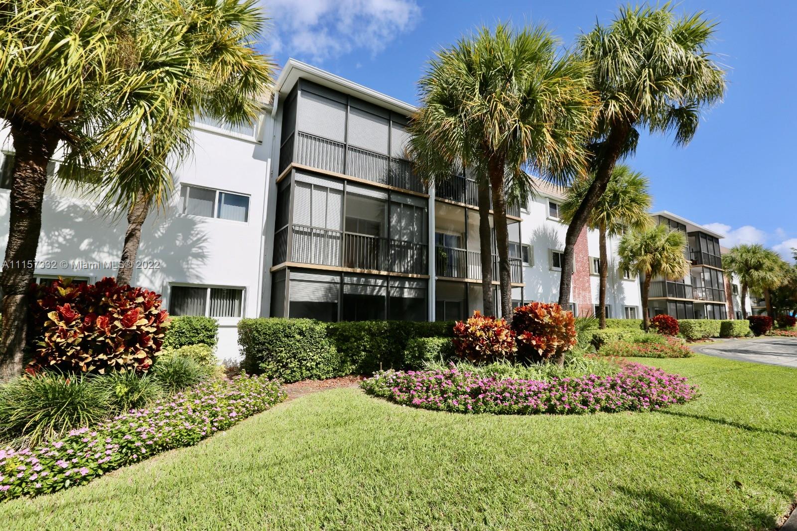 CASA BLANCA CONDO - Residential