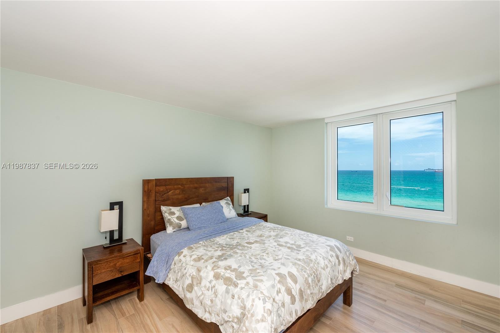 RONEY PALACE CONDO - Residential