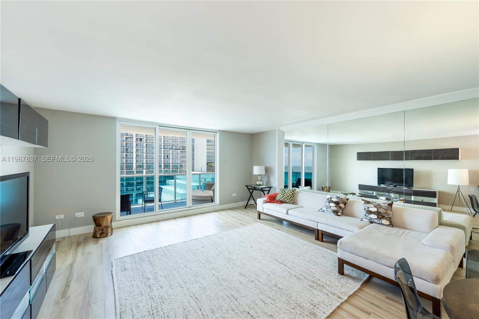 RONEY PALACE CONDO - Residential
