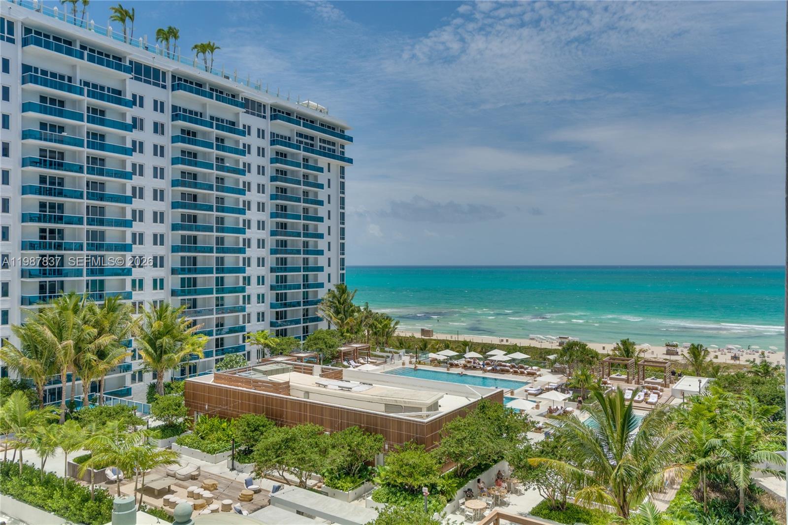 RONEY PALACE CONDO - Residential