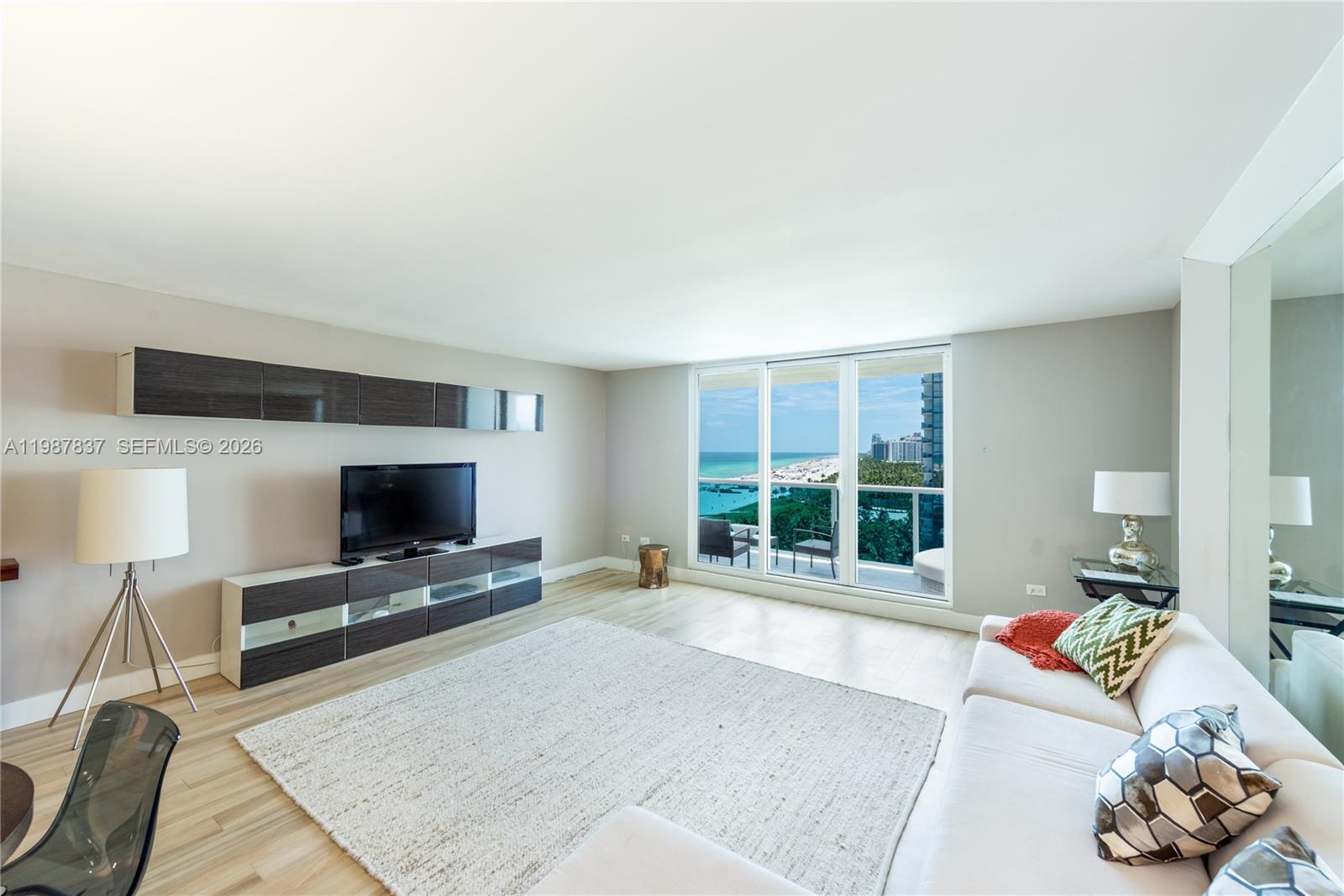 RONEY PALACE CONDO - Residential