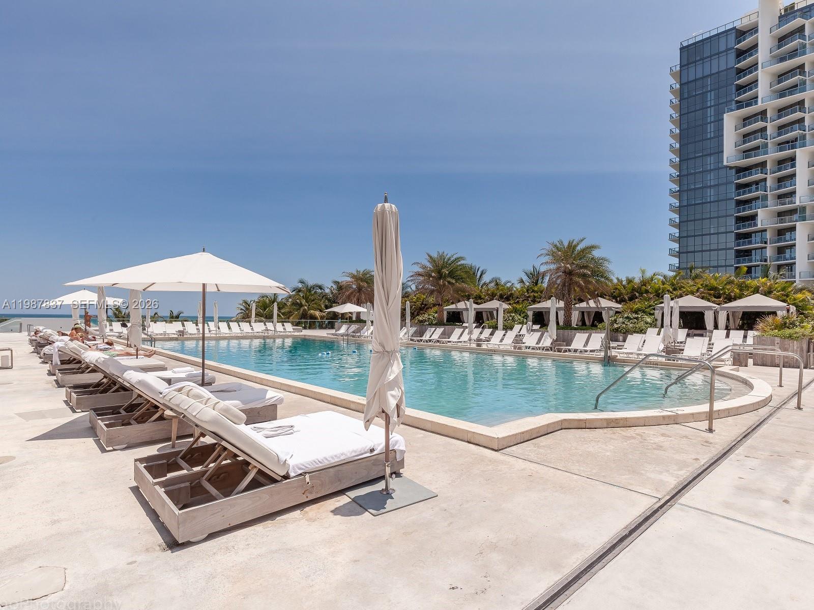 RONEY PALACE CONDO - Residential
