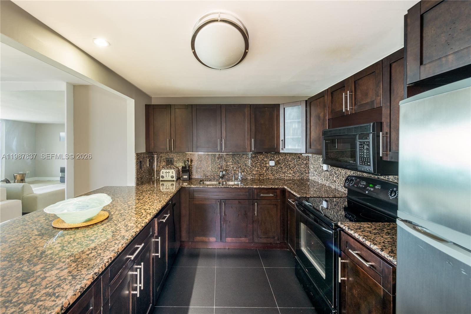 RONEY PALACE CONDO - Residential
