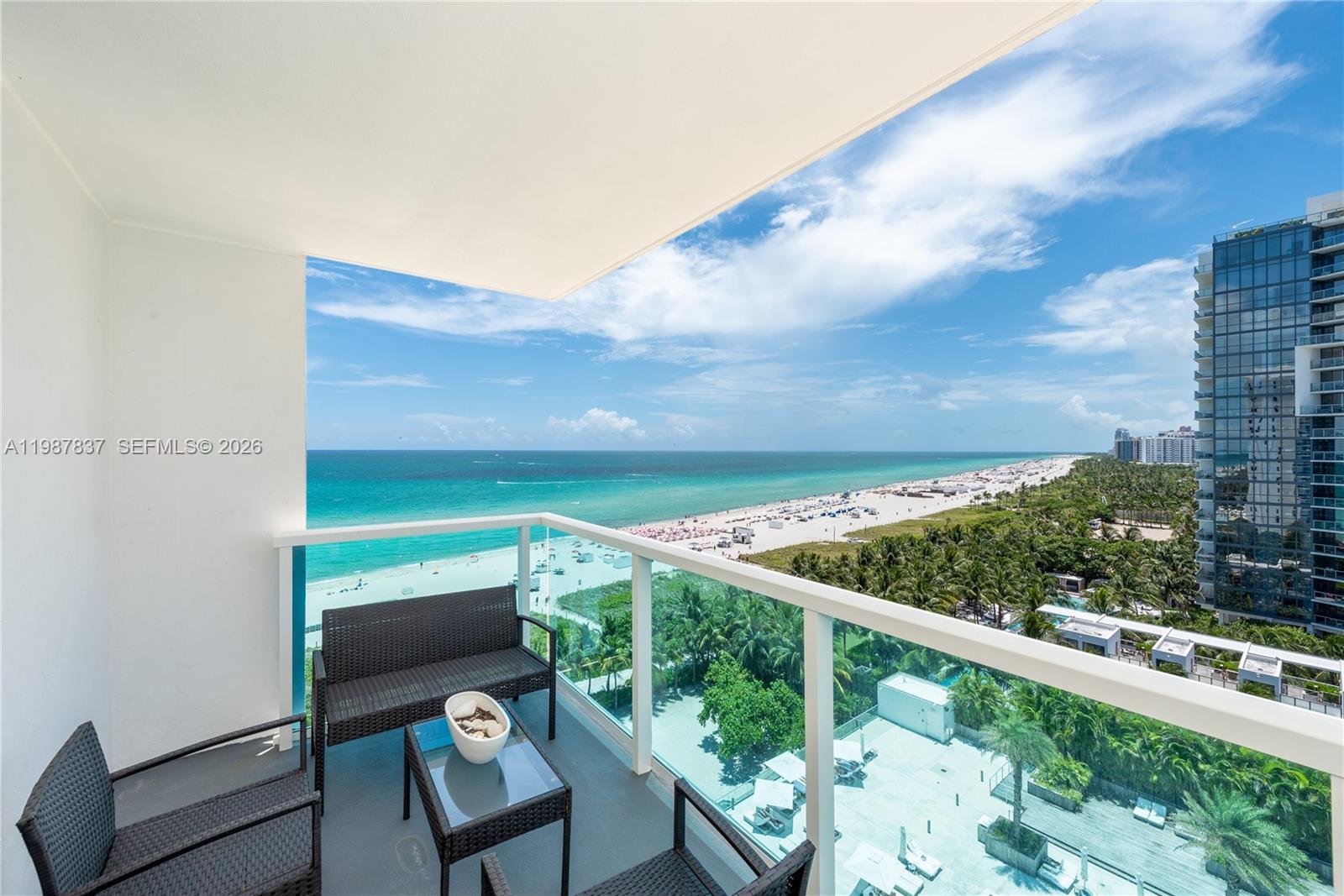 RONEY PALACE CONDO - Residential