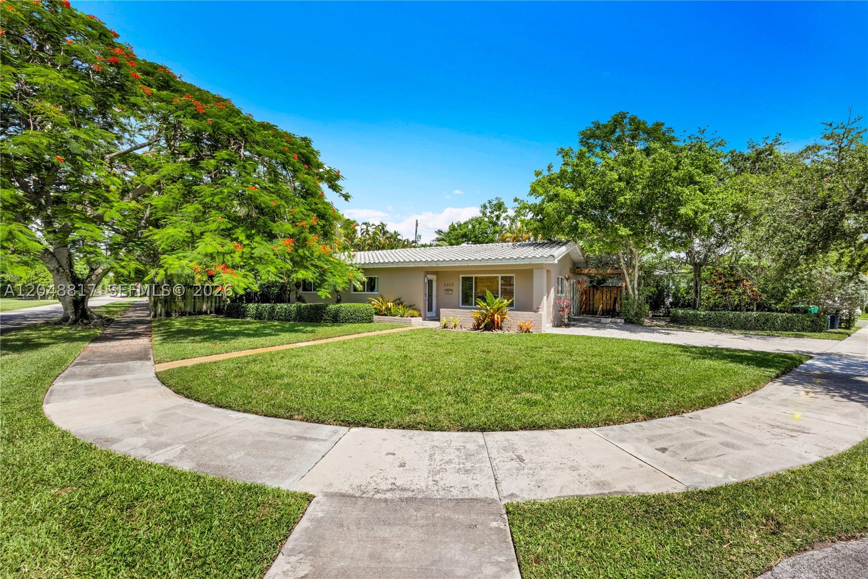 BEVERLY GARDENS - Residential