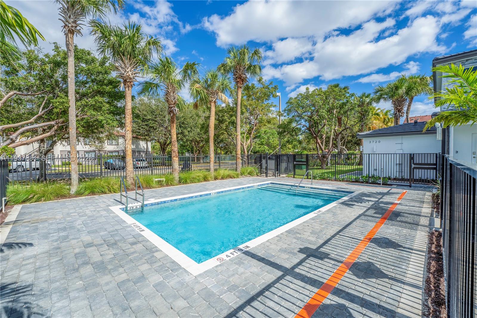 MAGNOLIA PARK - Residential
