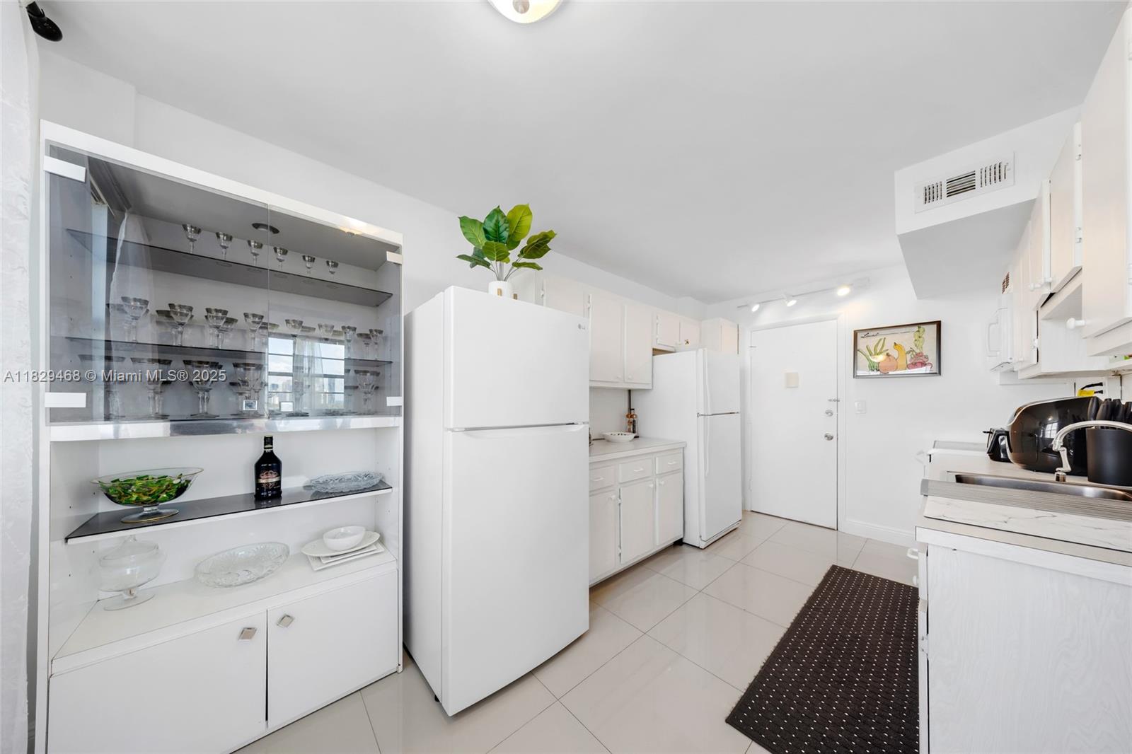 CLIFTON CONDO - Residential