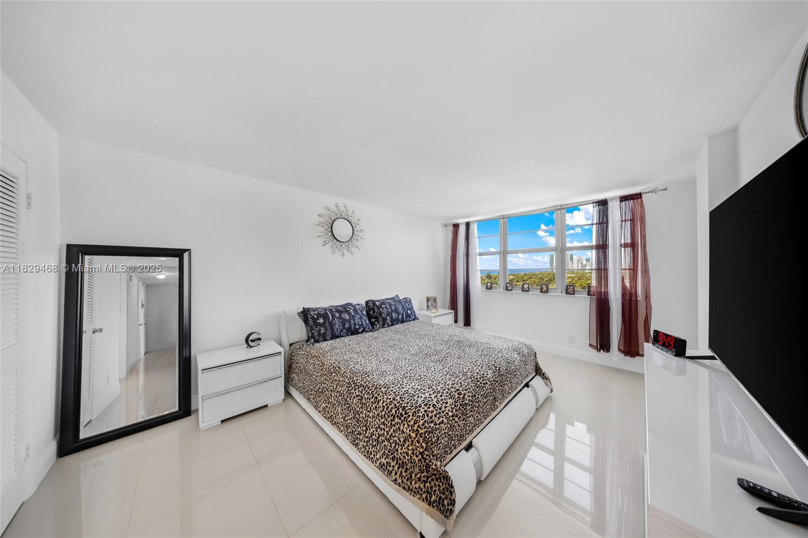 CLIFTON CONDO - Residential