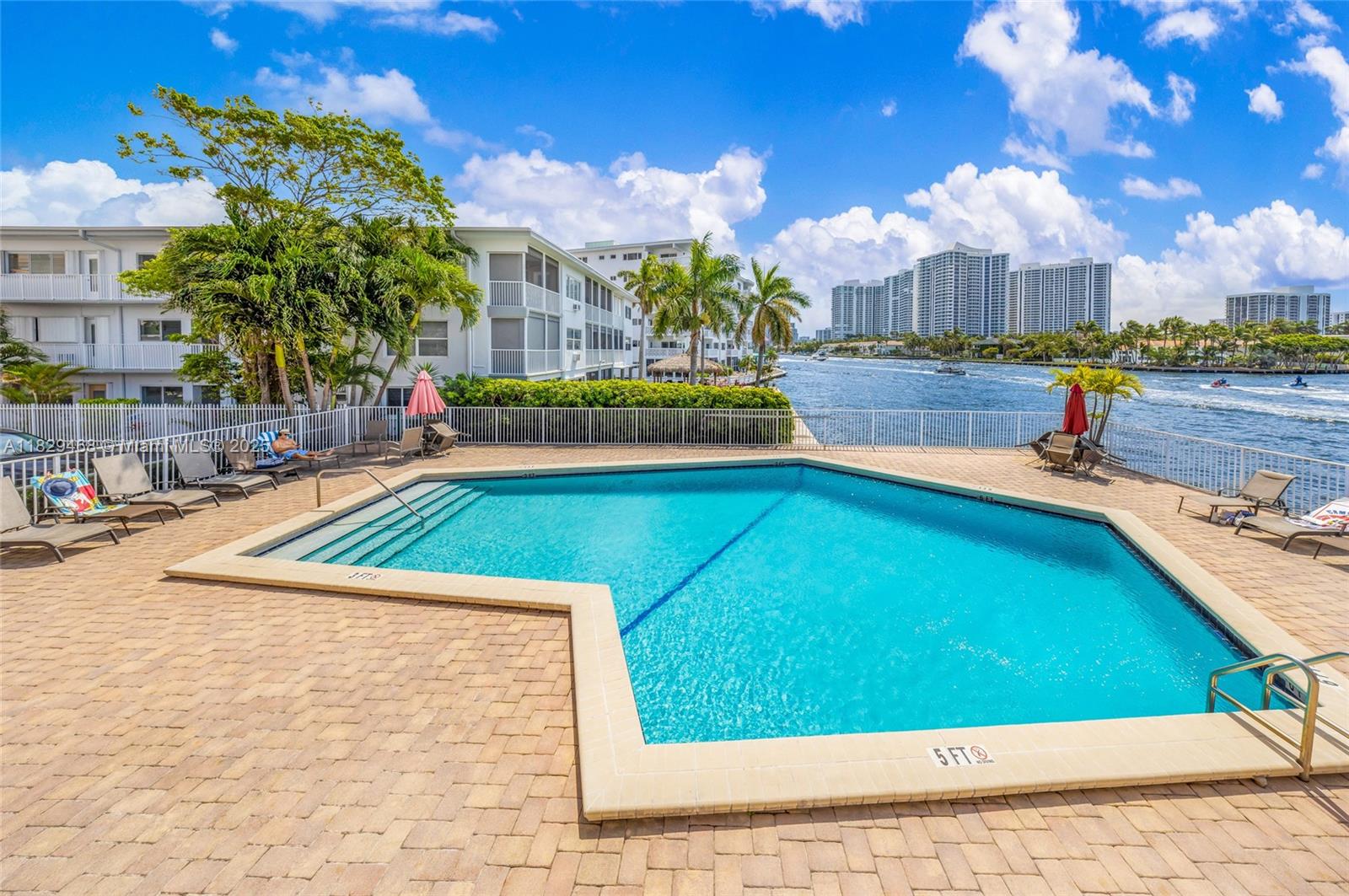 CLIFTON CONDO - Residential