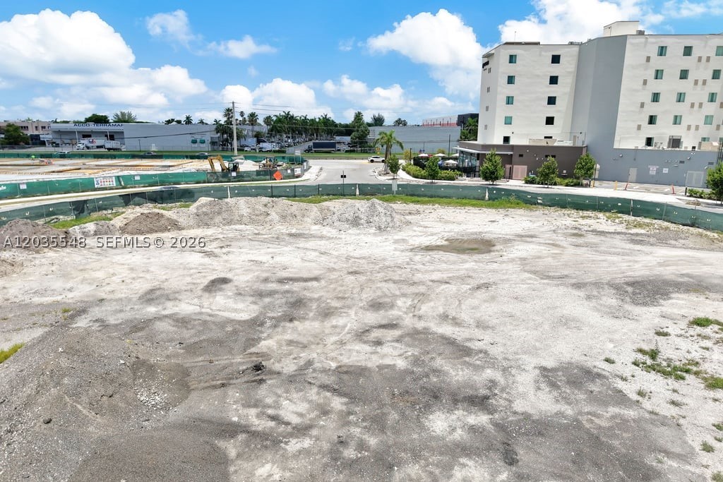HAMPTON PARK - Commercial Sale