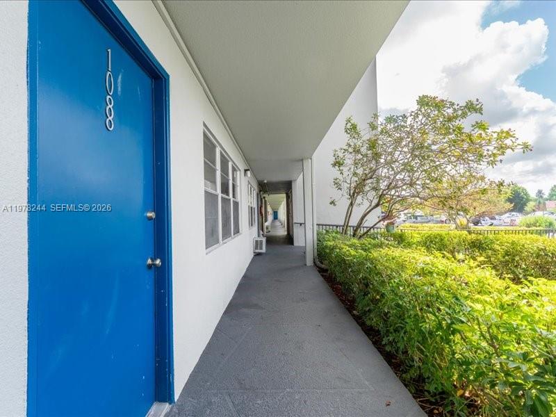 NEW HAMPTON AT CENTURY VI - Residential