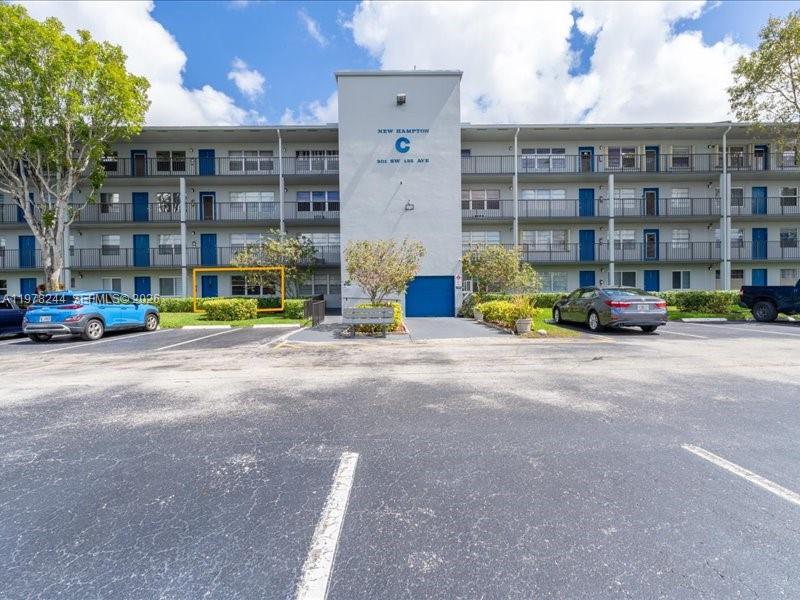NEW HAMPTON AT CENTURY VI - Residential