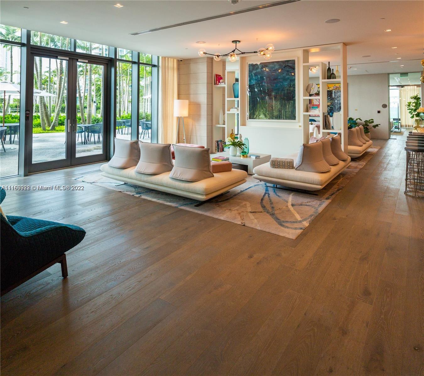 GRAN PARAISO CONDO - Residential