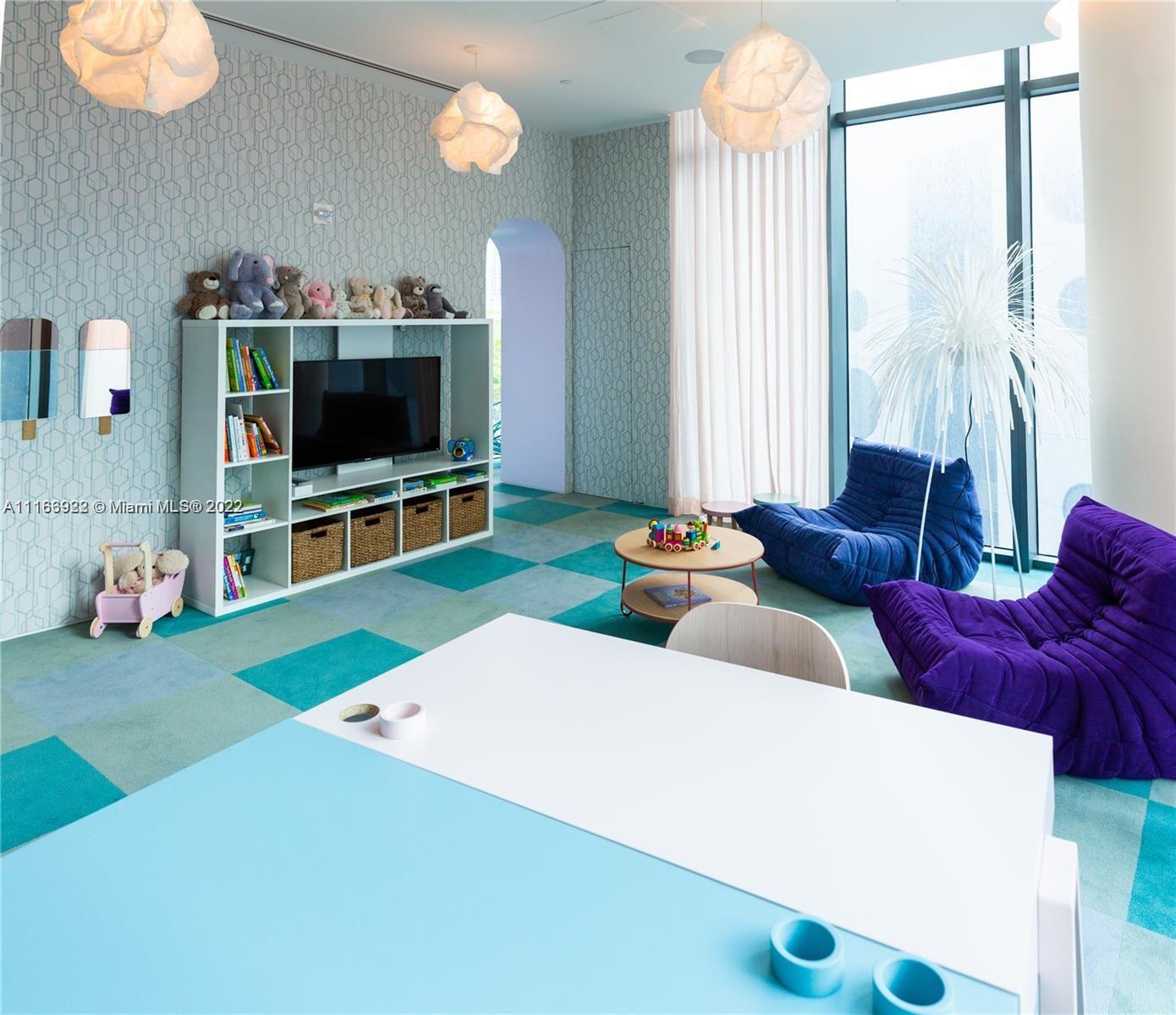 GRAN PARAISO CONDO - Residential