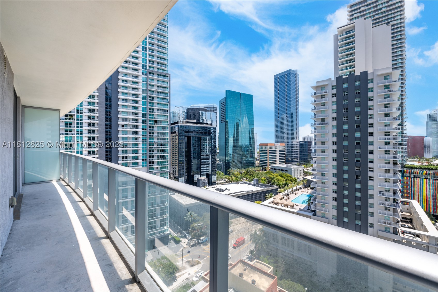 1100 MILLECENTO RESIDENCE - Residential