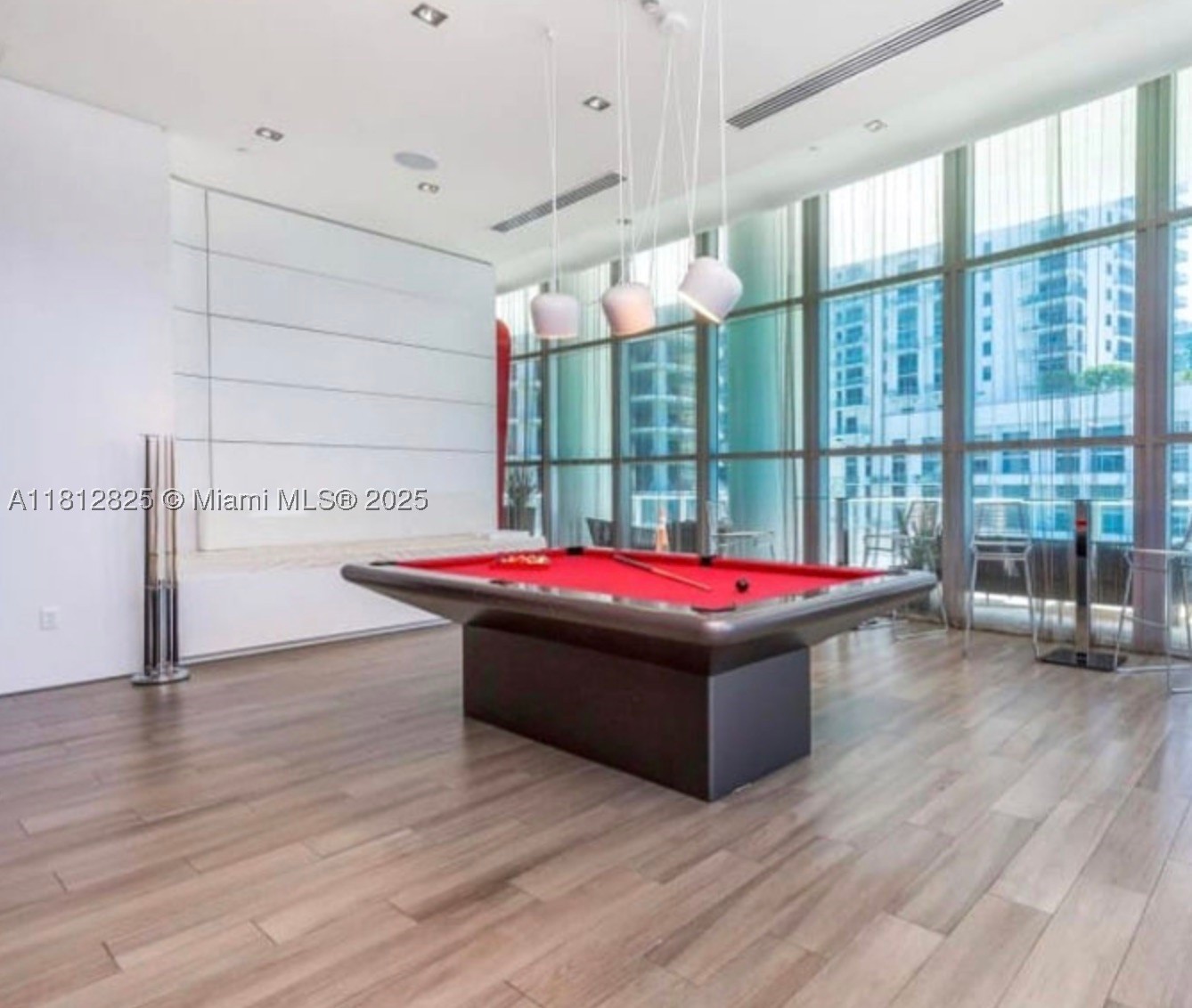 1100 MILLECENTO RESIDENCE - Residential