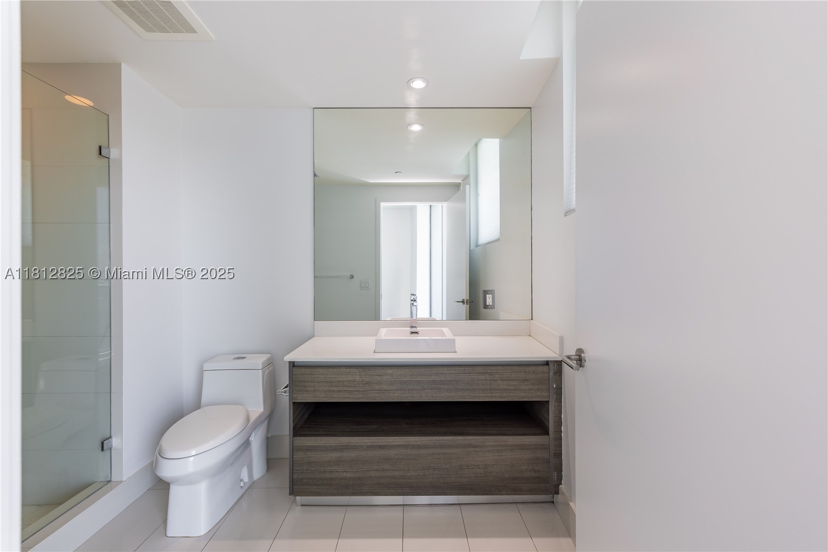 1100 MILLECENTO RESIDENCE - Residential