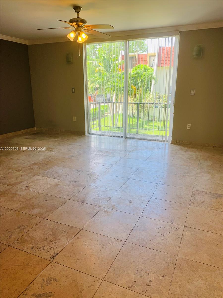 NORTHGATE TOWNHOUSE CONDO - Residential