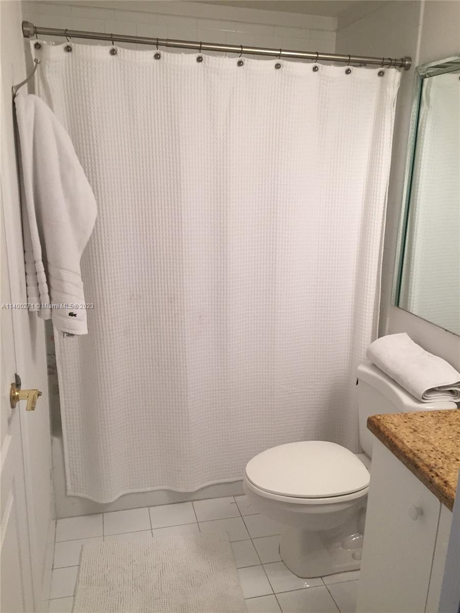 TIFFANY OF KENDALL CONDO - Residential Lease