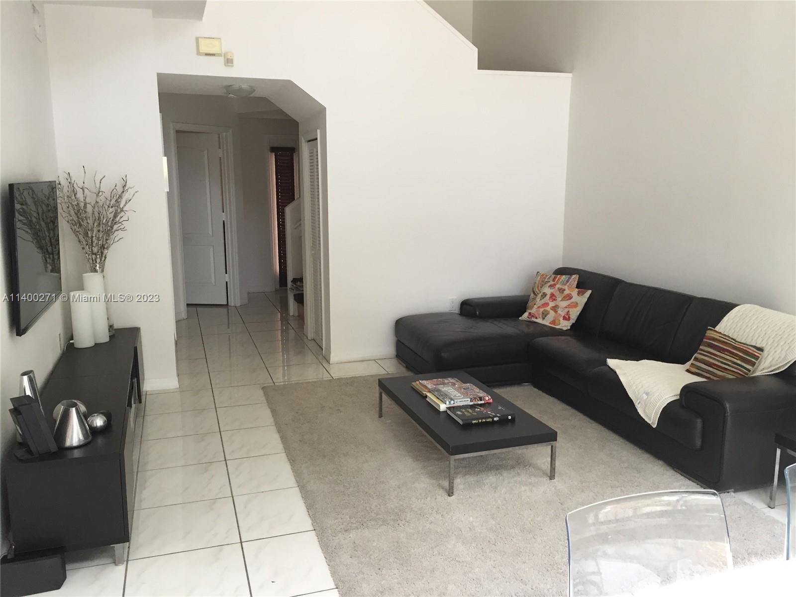 TIFFANY OF KENDALL CONDO - Residential Lease