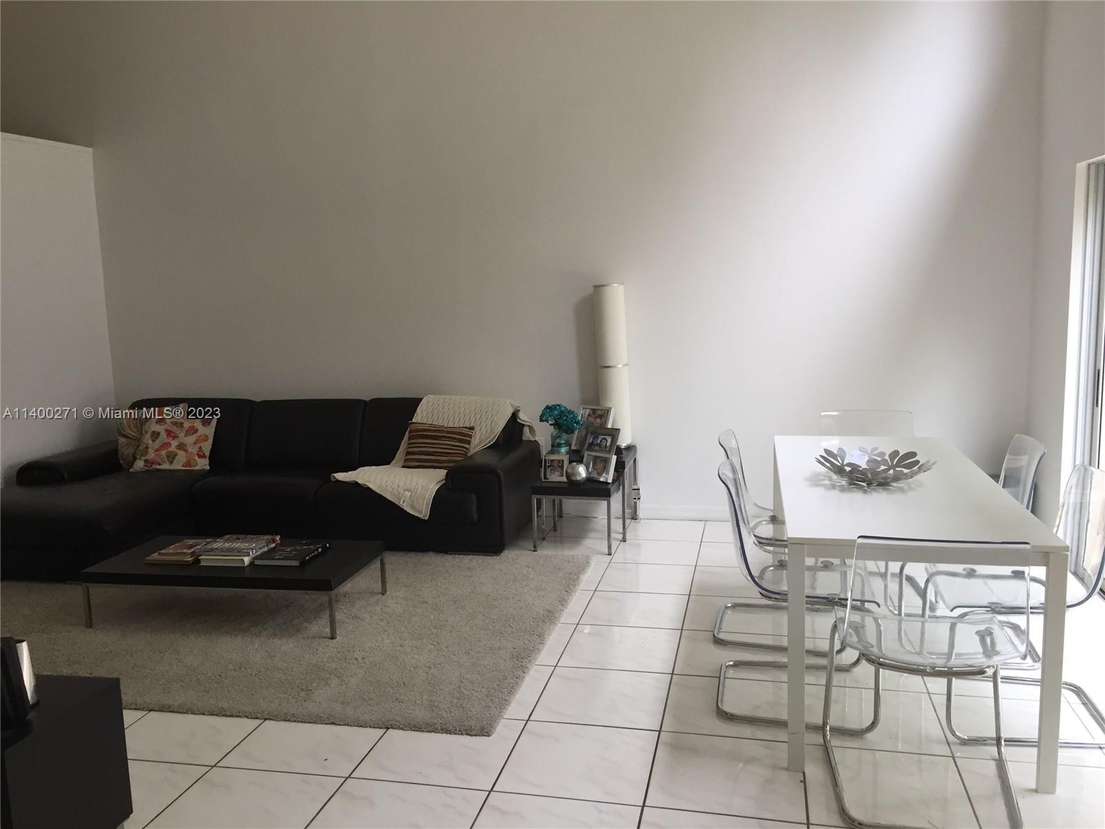 TIFFANY OF KENDALL CONDO - Residential Lease