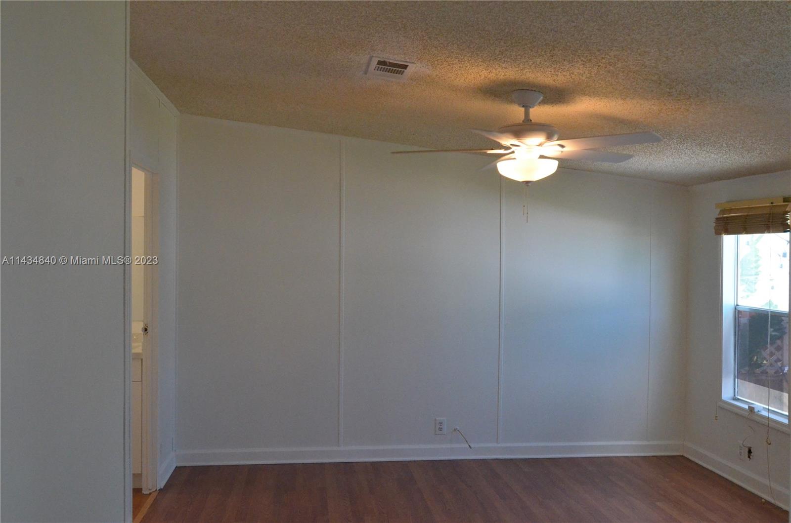 COCOWALK ESTATES - Residential Lease