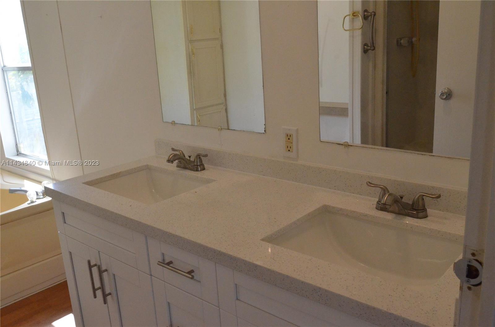 COCOWALK ESTATES - Residential Lease