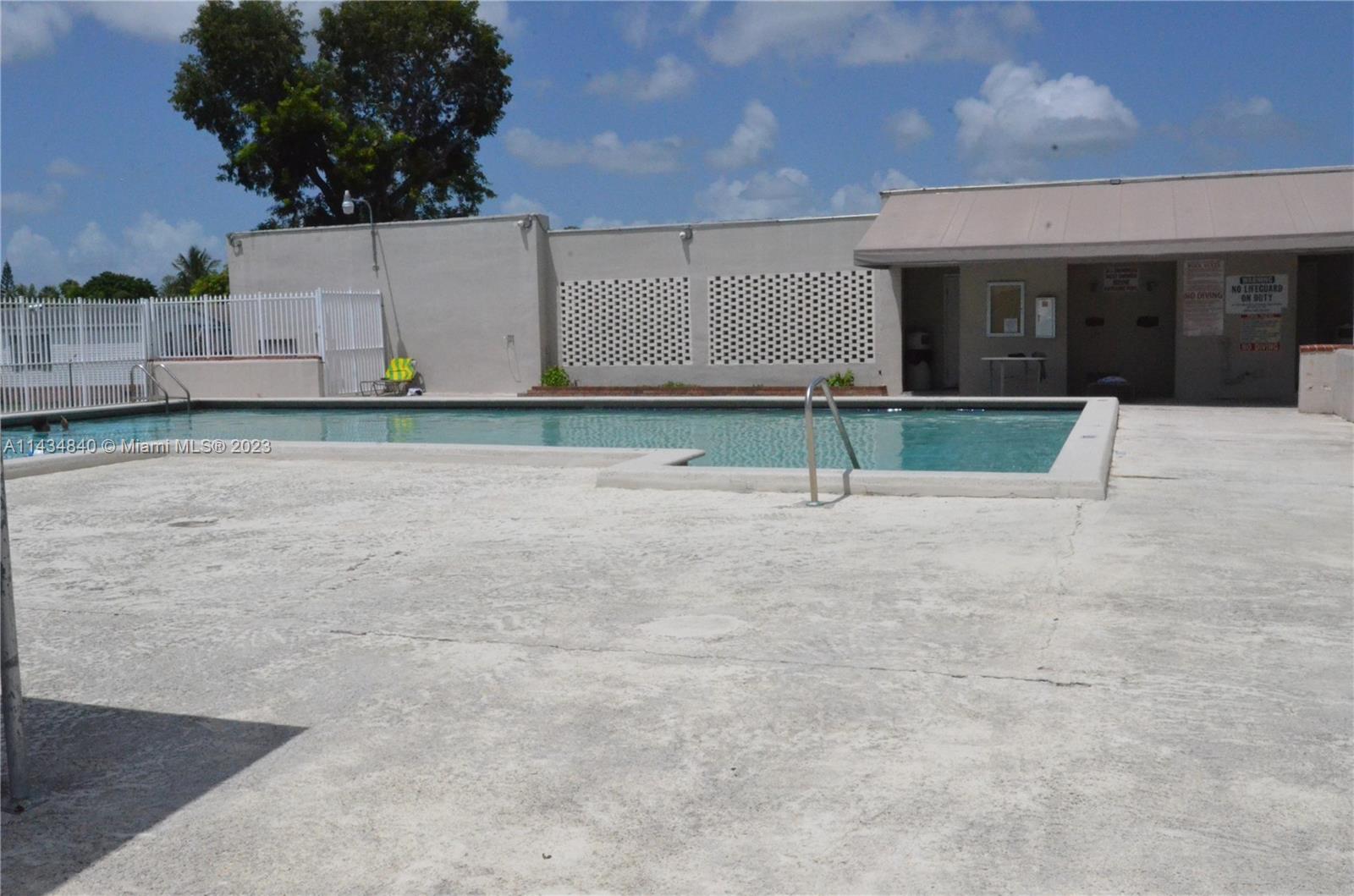 COCOWALK ESTATES - Residential Lease