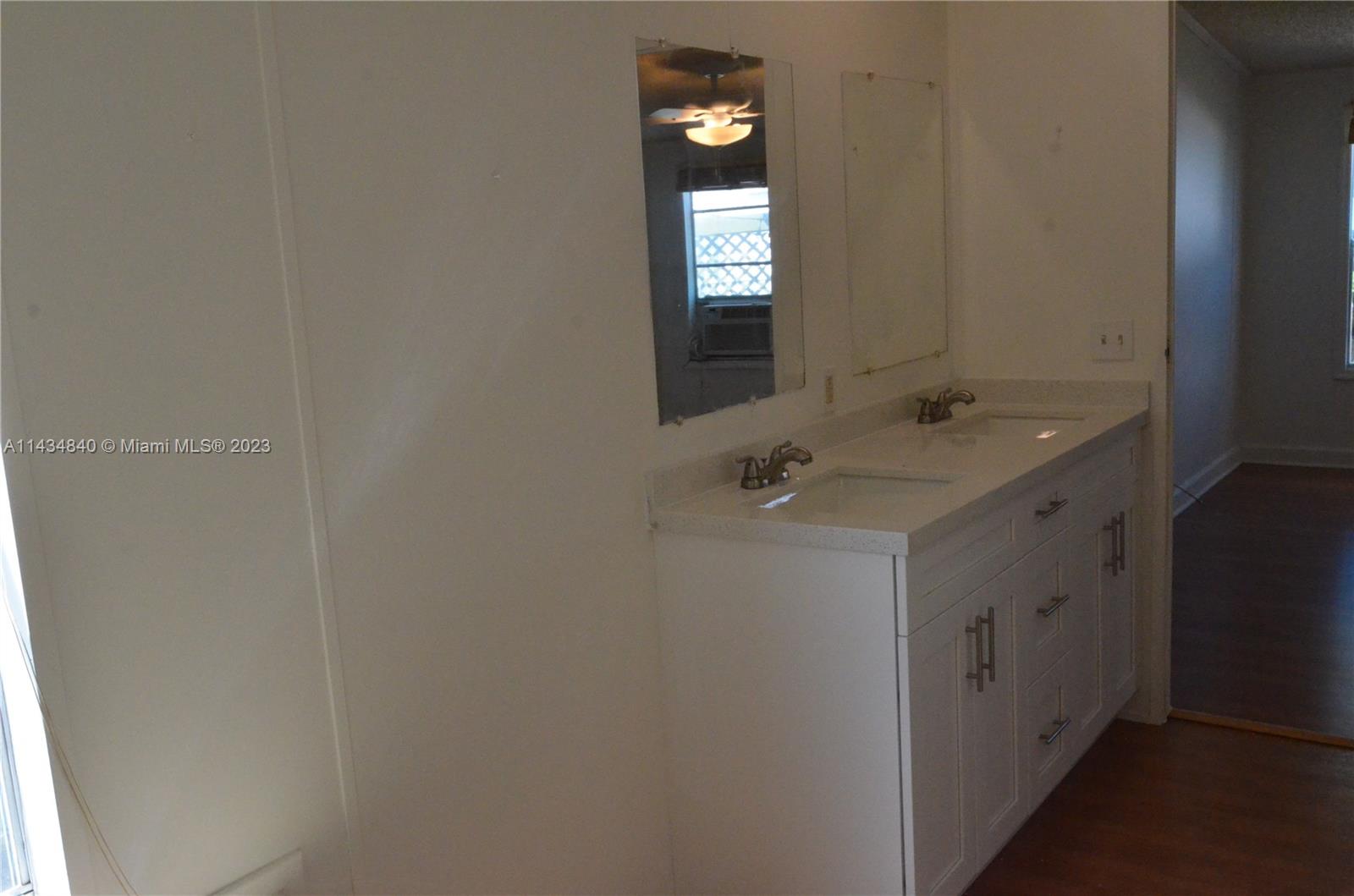 COCOWALK ESTATES - Residential Lease