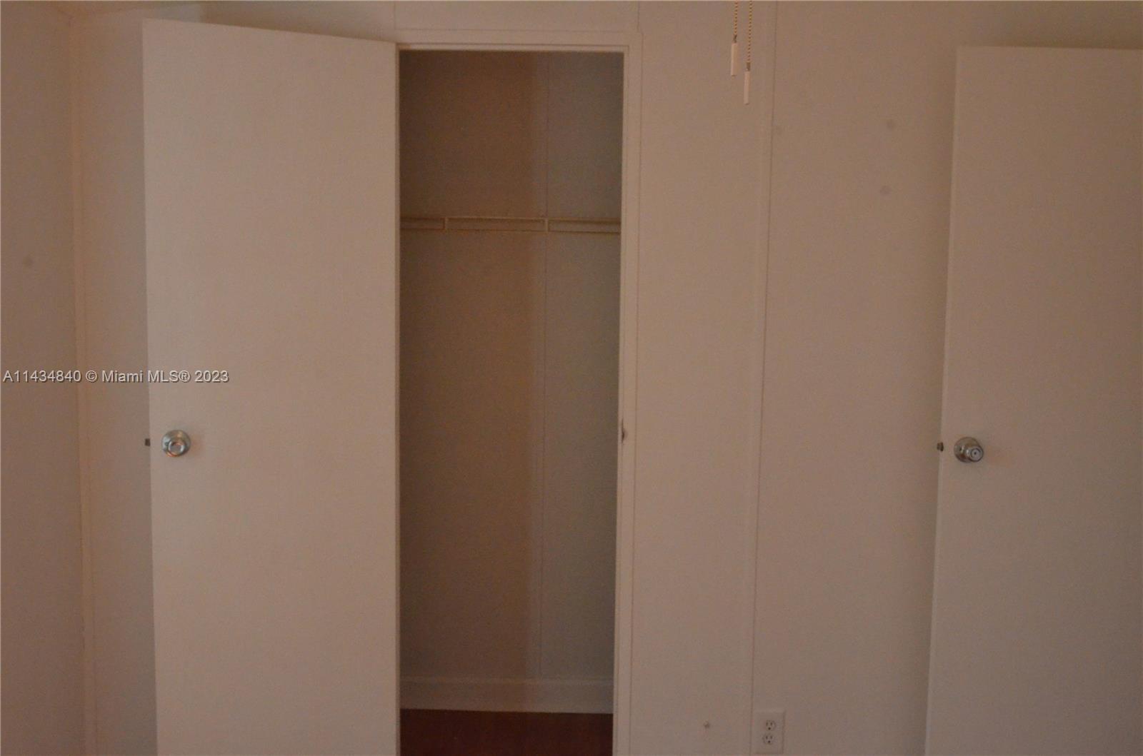 COCOWALK ESTATES - Residential Lease