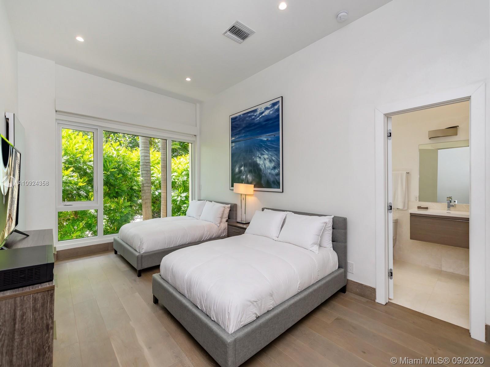 PALM ISLAND - Residential