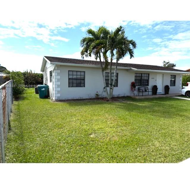 THIS HOME HAS BEEN TOTALLY REMODELED, FEATURES 3/2 READY TO MOVE IN, HAS UPDATED KITCHEN AND APPLIANCES, BATHSROOMS, FLOORING, ETC... THIS SWEET HOME HAS A BIG BACK YARD WHICH ALLOWS PLENTY OF ROOM FOR A POOL. THIS HOME HAS A SPECIAL TOUCH MUST SEE TO APPRECIATE.