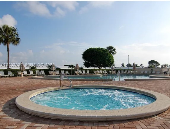 PALM BEACH LEISUREVILLE S - Residential