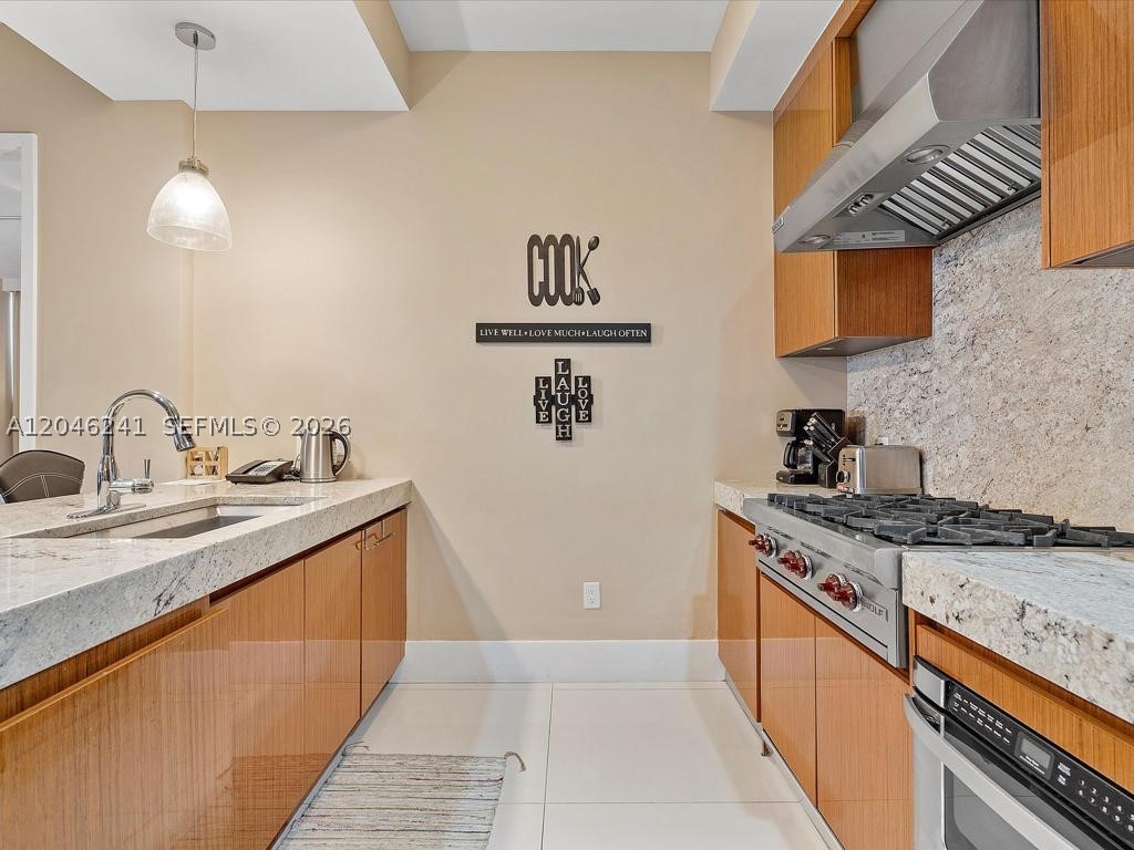 BAL HARBOUR NORTH SOUTH C - Residential