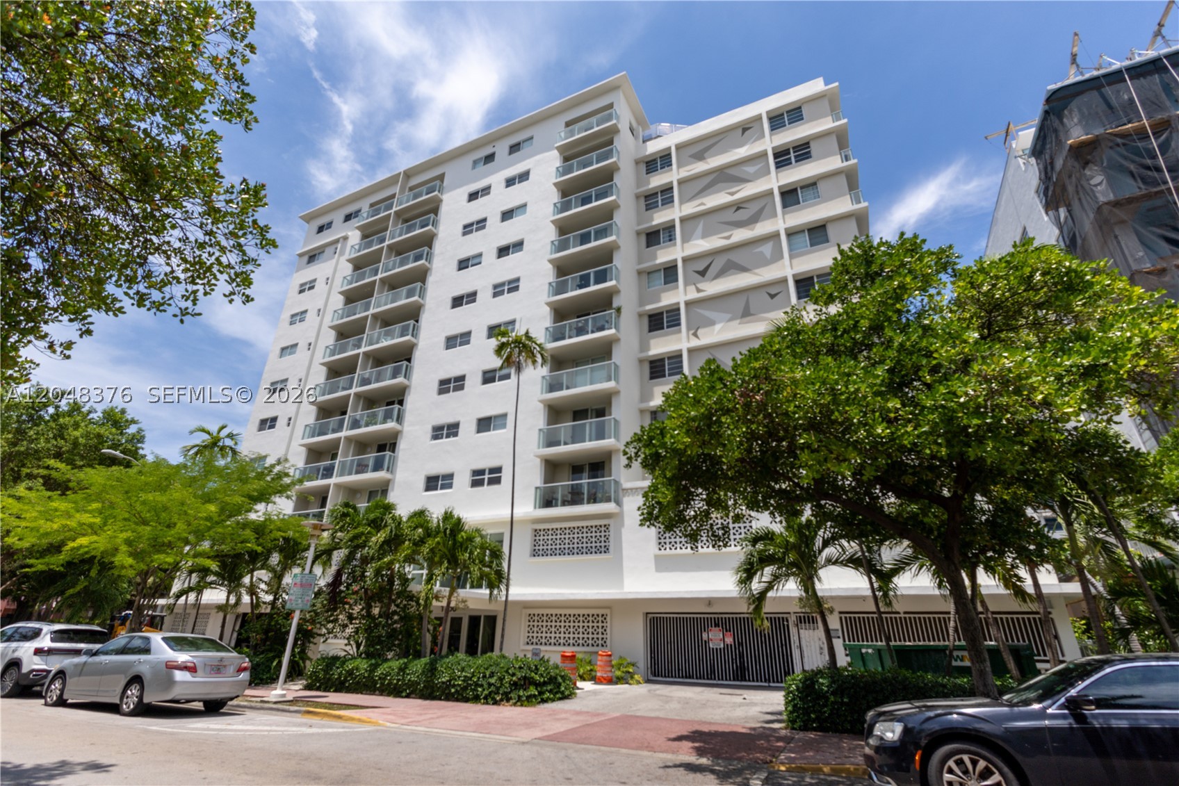 1750 JAMES APARTMENTS CON - Residential Lease