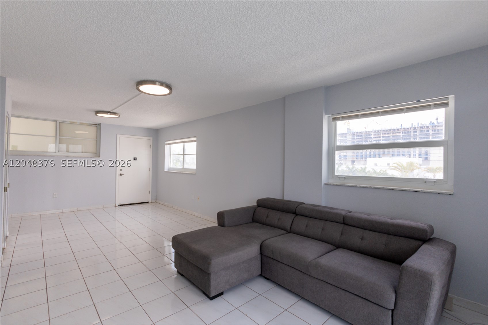 1750 JAMES APARTMENTS CON - Residential Lease