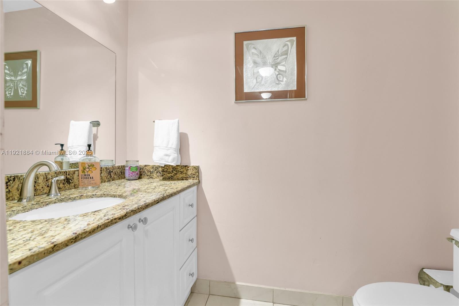 OLYMPUS CONDO PHASE - Residential