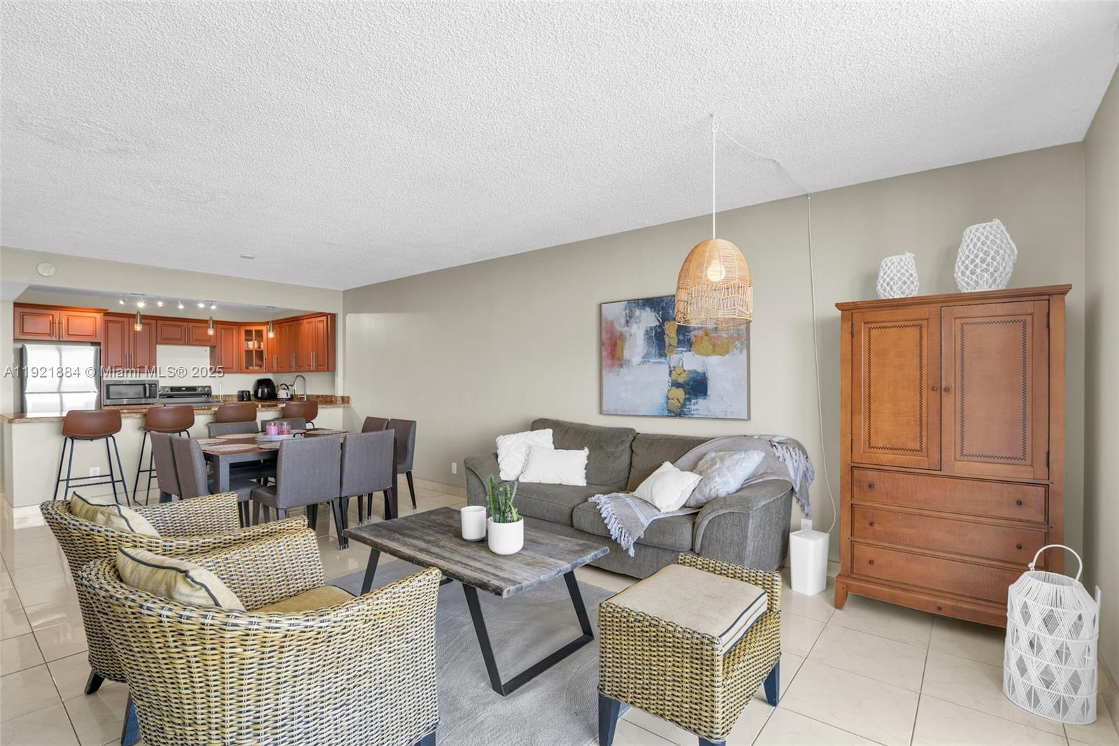 OLYMPUS CONDO PHASE - Residential
