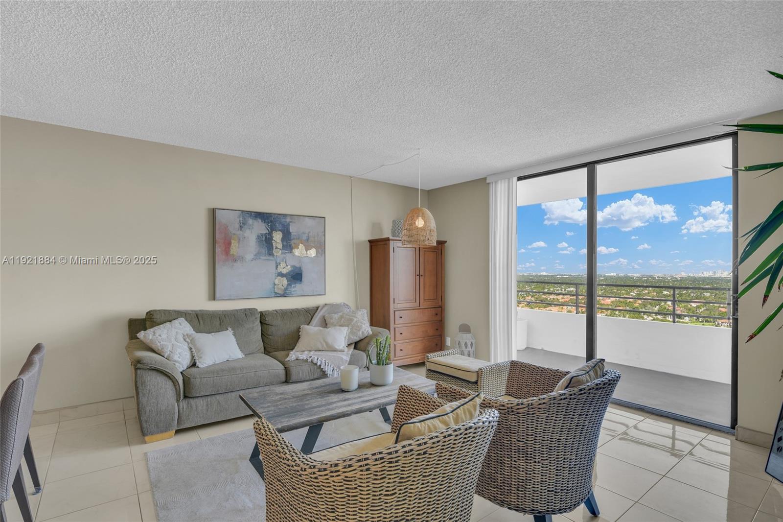 OLYMPUS CONDO PHASE - Residential