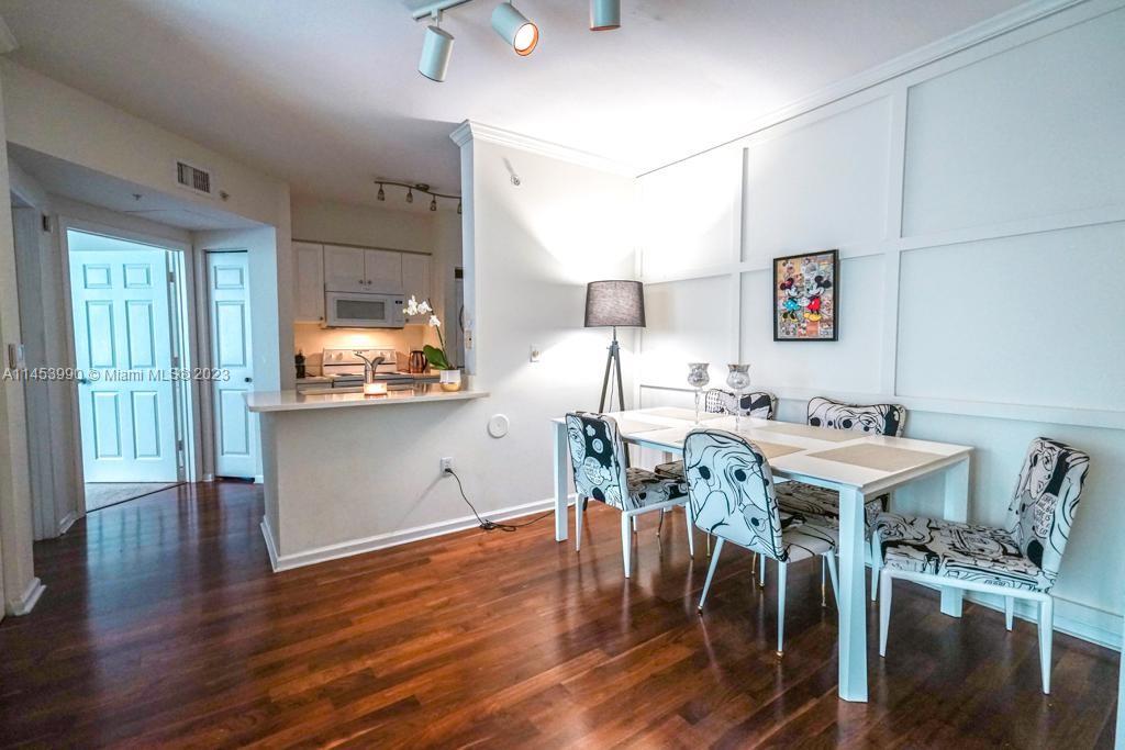 Porto Bellagio Condo - Residential