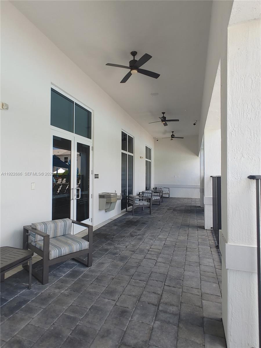 RIVIERA BY LENNAR - Residential