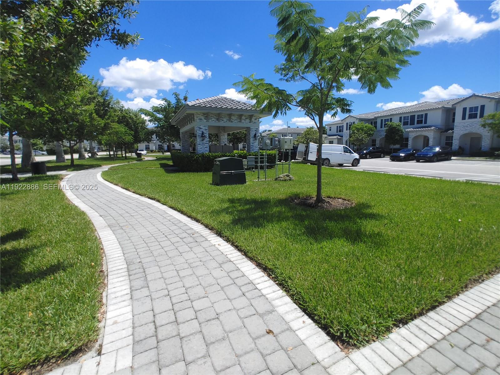 RIVIERA BY LENNAR - Residential