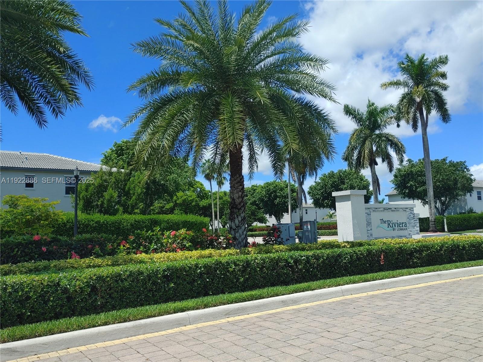 RIVIERA BY LENNAR - Residential