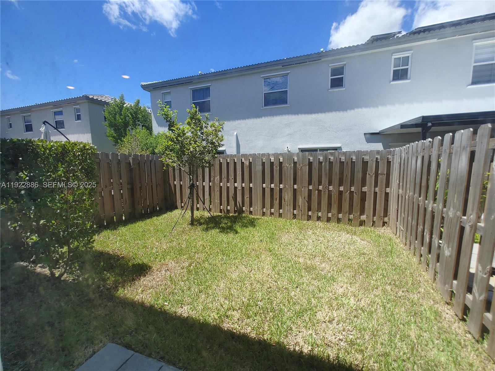 RIVIERA BY LENNAR - Residential