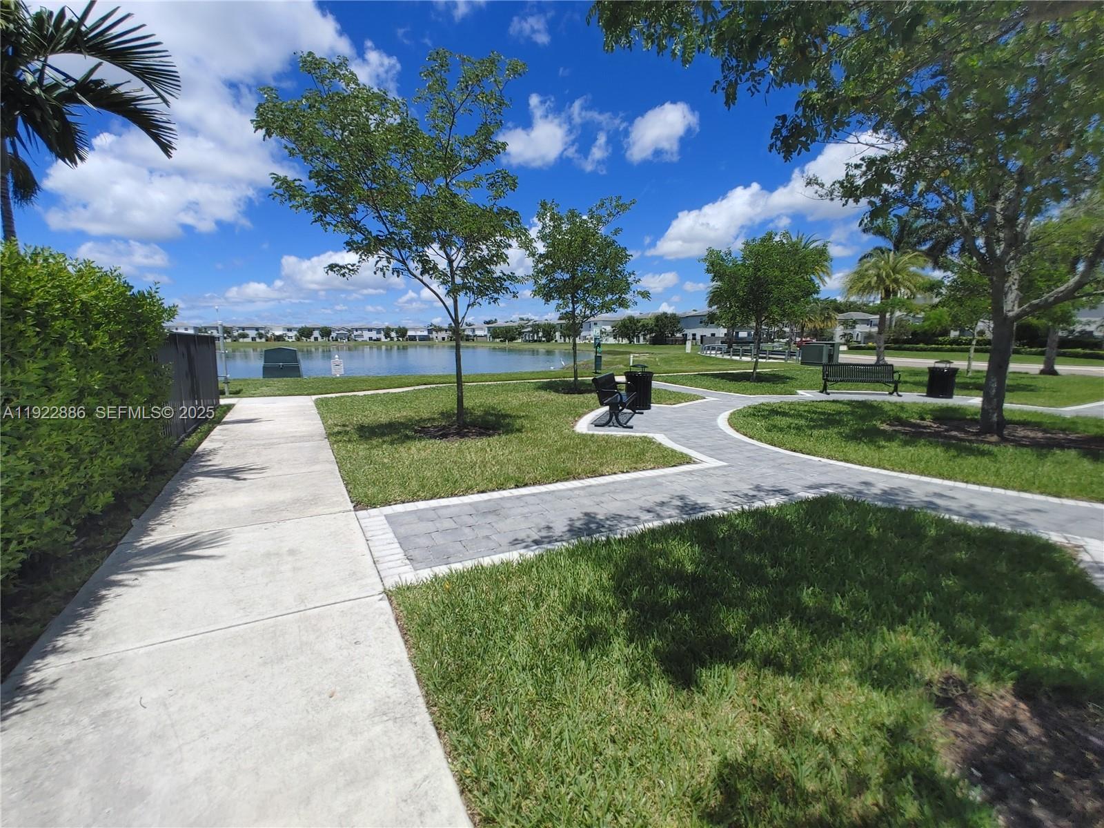 RIVIERA BY LENNAR - Residential