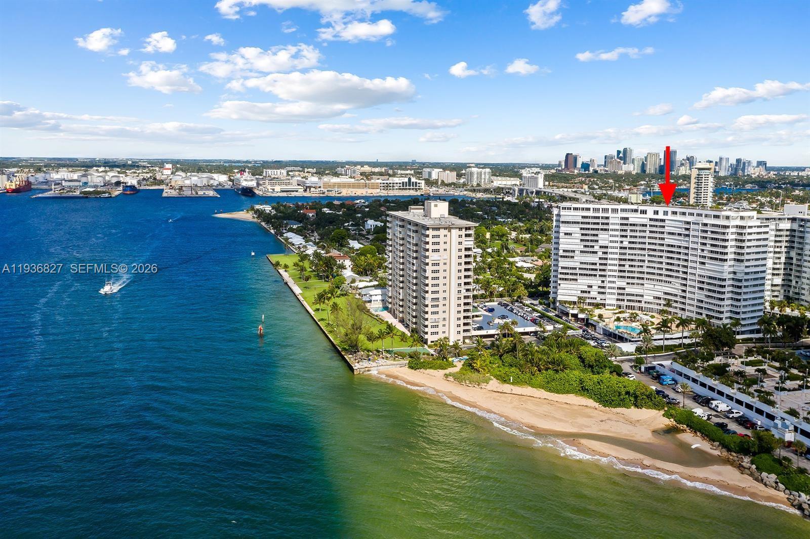 EVERGLADES HOUSE CONDO - Residential